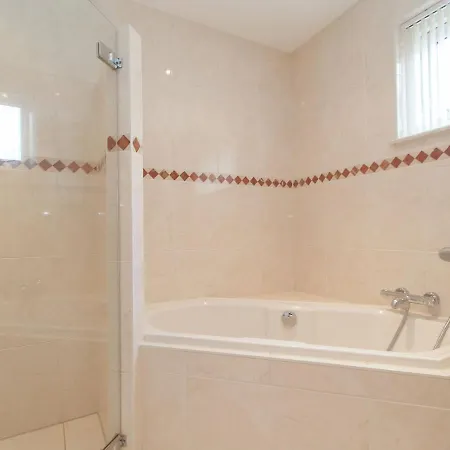 Comfortable Flat In Casa vacanze Bergen
